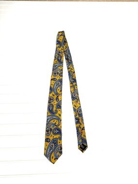 CHAPS Yellow Paisley Men's Tie - Classic Blue & Yellow Pattern